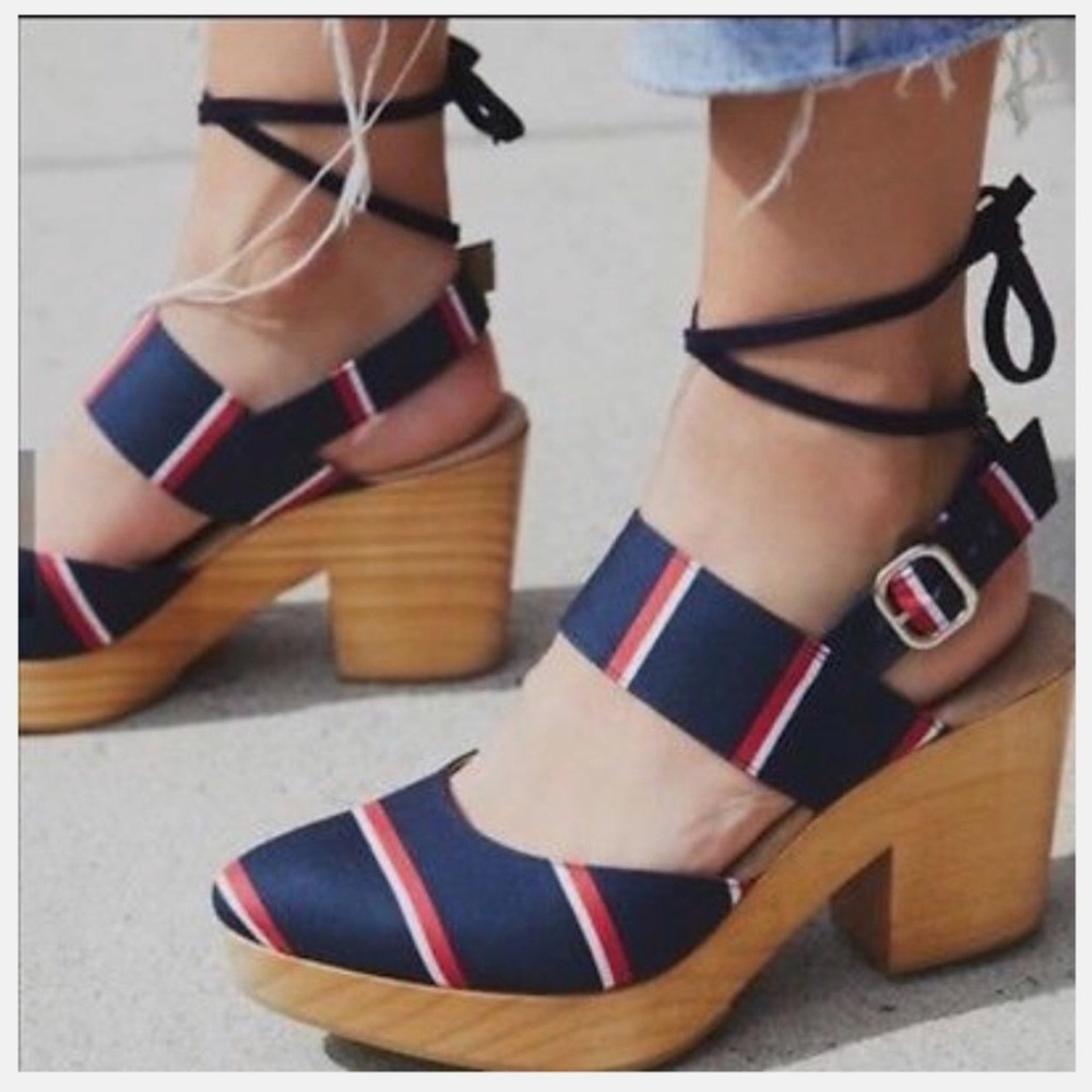 NWOT FREE PEOPLE Monaco Clog - Picture 2 of 9